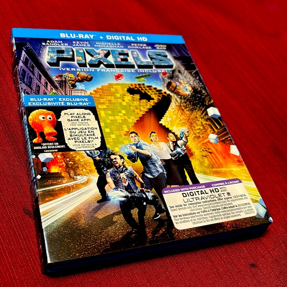 PIXELS BLU-RAY + DIGITAL DOWNLOAD